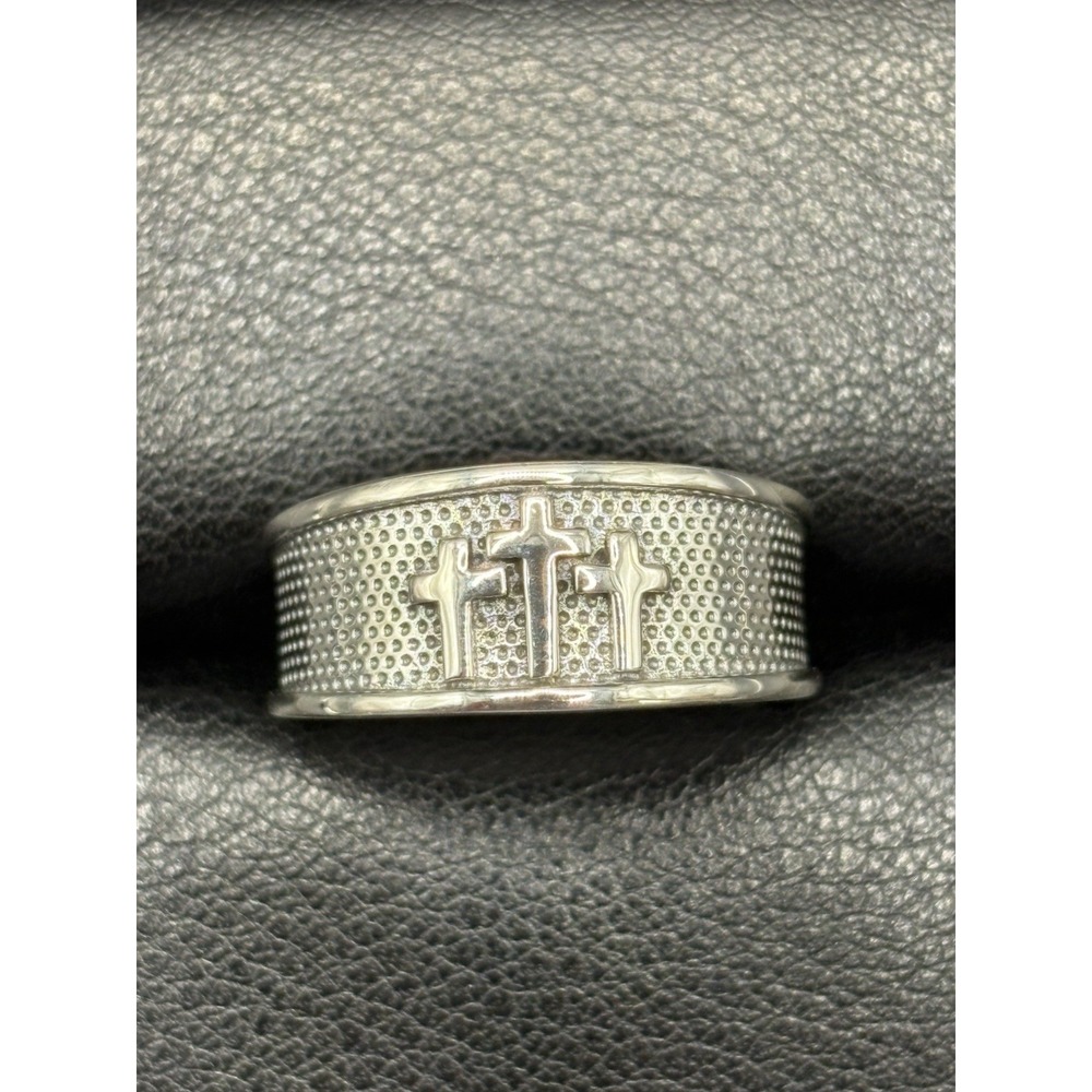 New Condition Sterling Silver Three Crosses Jesus Ring Size 10 F3
